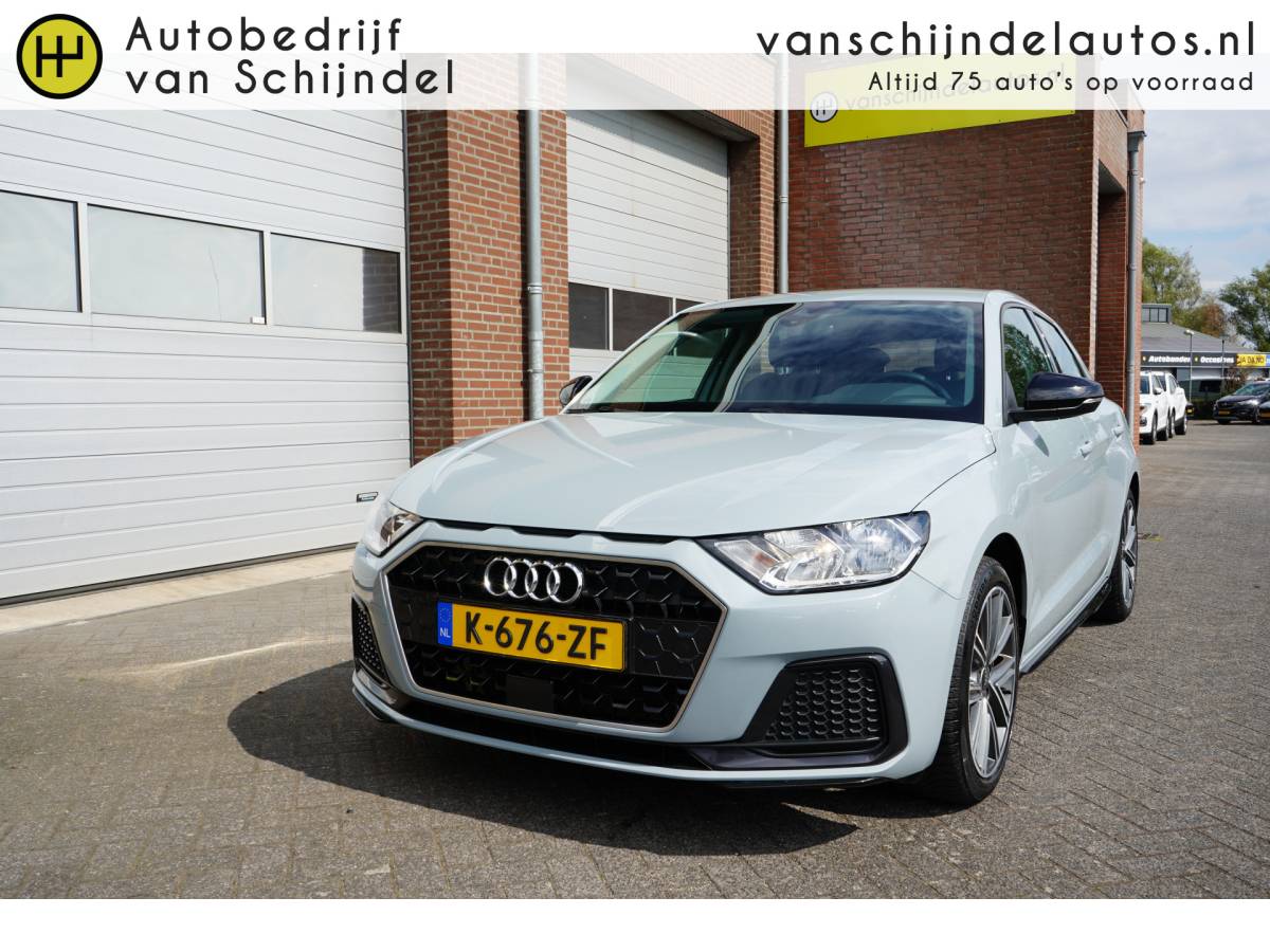 Audi A1 Sportback Audi A1 Sportback 25 TFSI EPIC ORIGINEEL NEDERLANDS ANDROID/APPLECARPLAY(NAVI) ECC AIRCO CRUISECONTROL RIJSTROOKSENSOR 17INCH BLUETOOTH PARKEERSENSOREN ENZ…