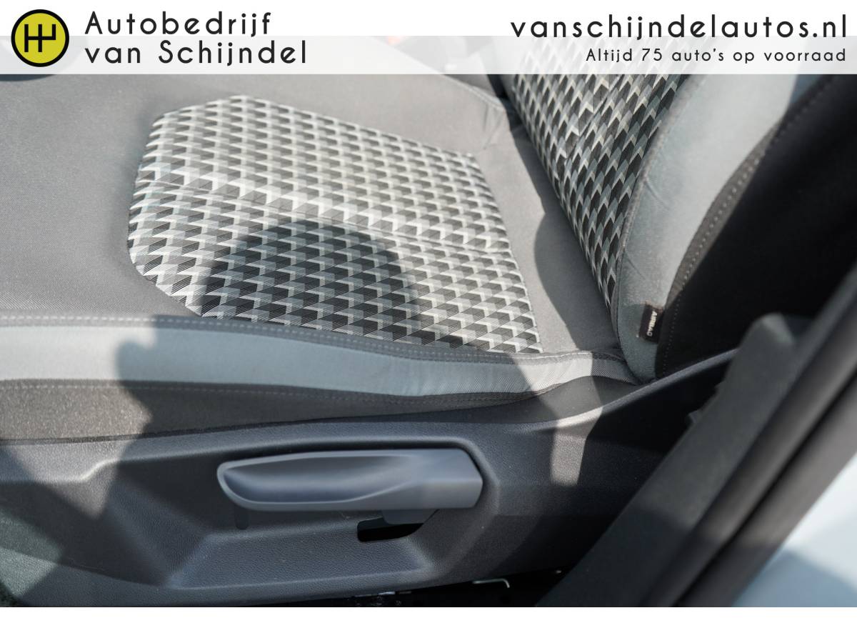 Audi A1 Sportback Audi A1 Sportback 25 TFSI EPIC ORIGINEEL NEDERLANDS ANDROID/APPLECARPLAY(NAVI) ECC AIRCO CRUISECONTROL RIJSTROOKSENSOR 17INCH BLUETOOTH PARKEERSENSOREN ENZ…