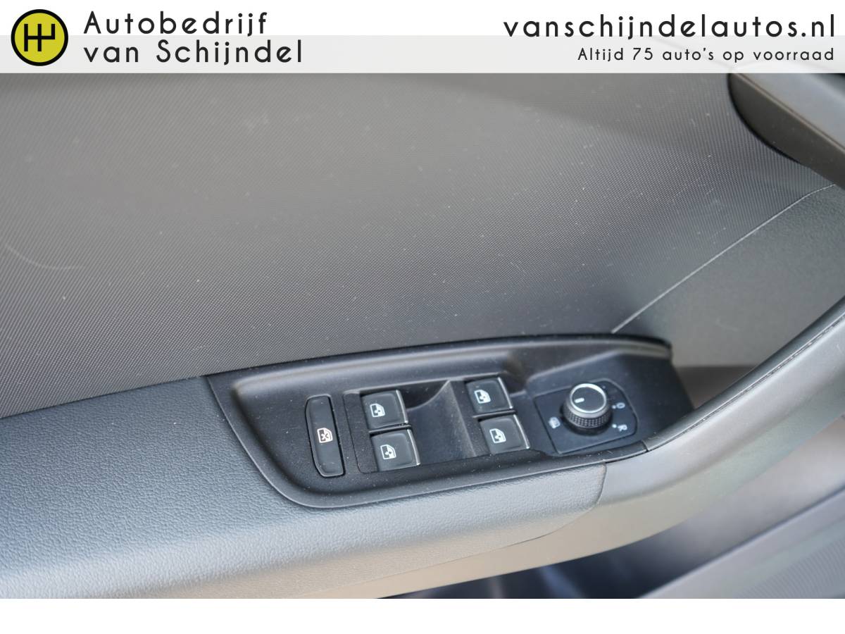 Audi A1 Sportback Audi A1 Sportback 25 TFSI EPIC ORIGINEEL NEDERLANDS ANDROID/APPLECARPLAY(NAVI) ECC AIRCO CRUISECONTROL RIJSTROOKSENSOR 17INCH BLUETOOTH PARKEERSENSOREN ENZ…
