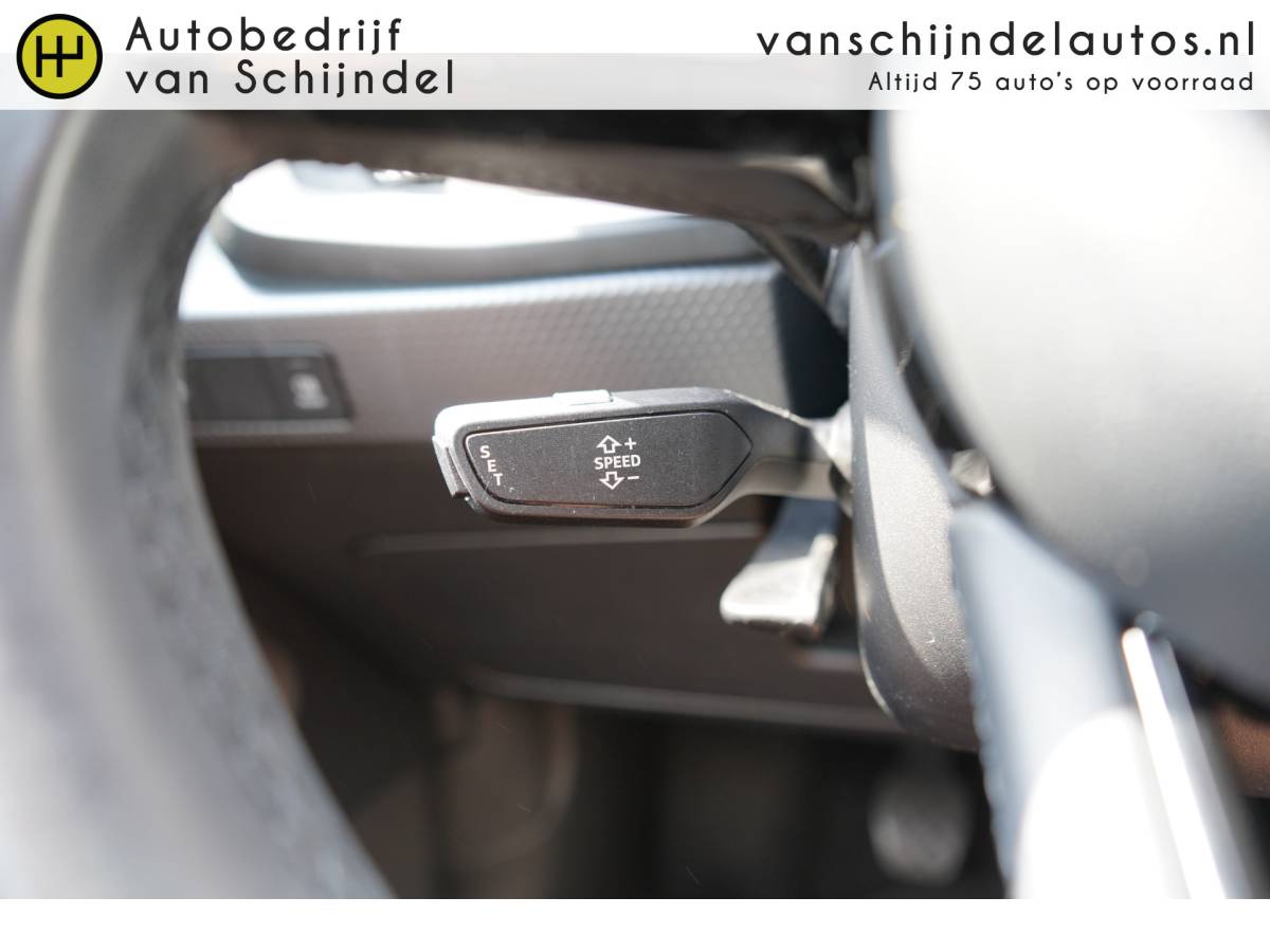 Audi A1 Sportback Audi A1 Sportback 25 TFSI EPIC ORIGINEEL NEDERLANDS ANDROID/APPLECARPLAY(NAVI) ECC AIRCO CRUISECONTROL RIJSTROOKSENSOR 17INCH BLUETOOTH PARKEERSENSOREN ENZ…