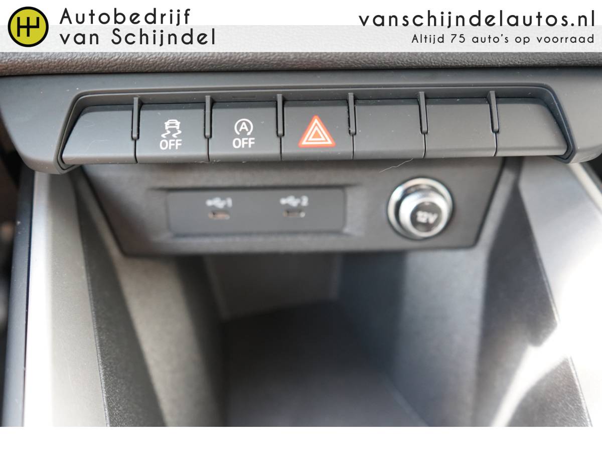 Audi A1 Sportback Audi A1 Sportback 25 TFSI EPIC ORIGINEEL NEDERLANDS ANDROID/APPLECARPLAY(NAVI) ECC AIRCO CRUISECONTROL RIJSTROOKSENSOR 17INCH BLUETOOTH PARKEERSENSOREN ENZ…