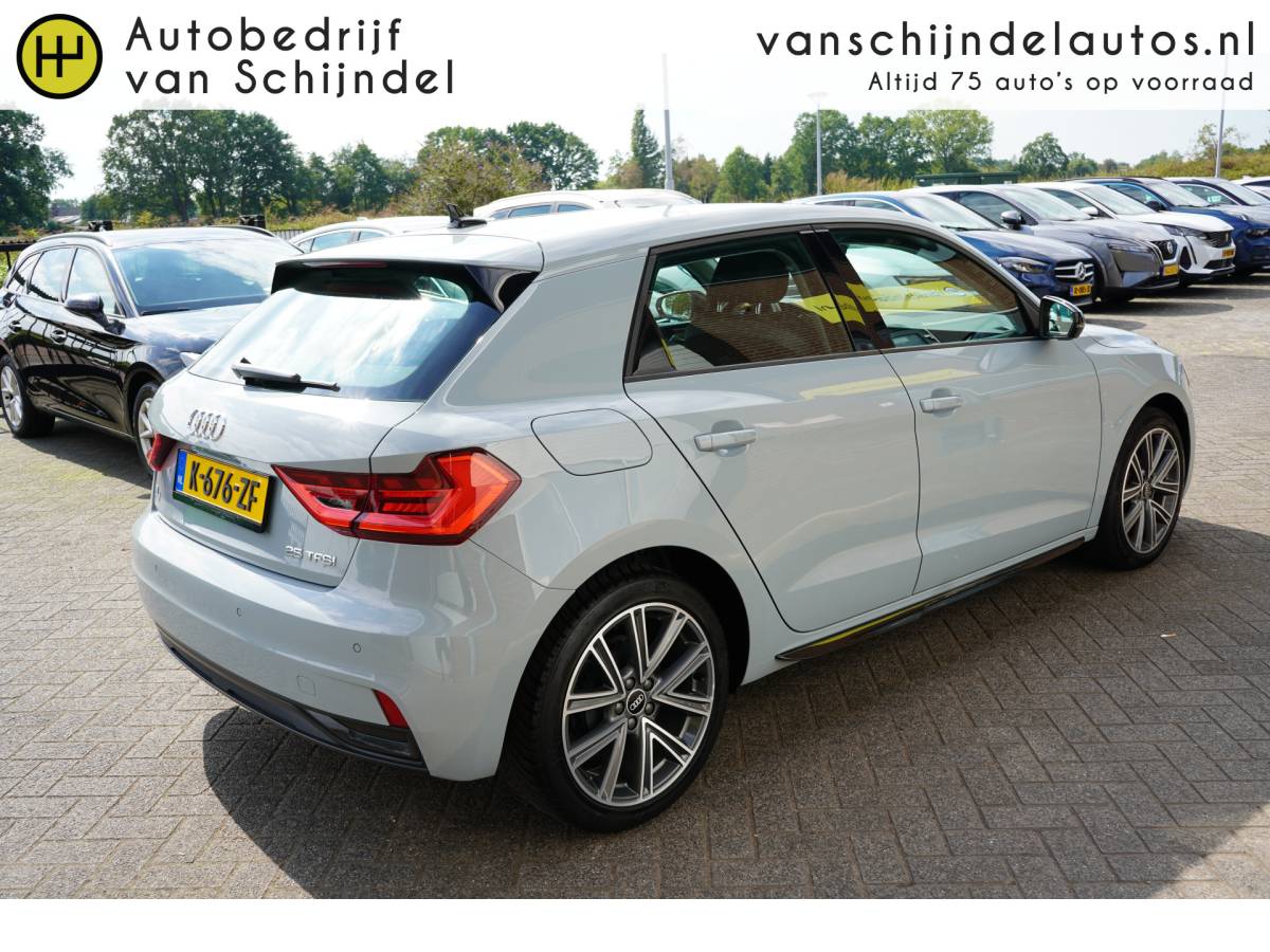 Audi A1 Sportback Audi A1 Sportback 25 TFSI EPIC ORIGINEEL NEDERLANDS ANDROID/APPLECARPLAY(NAVI) ECC AIRCO CRUISECONTROL RIJSTROOKSENSOR 17INCH BLUETOOTH PARKEERSENSOREN ENZ…
