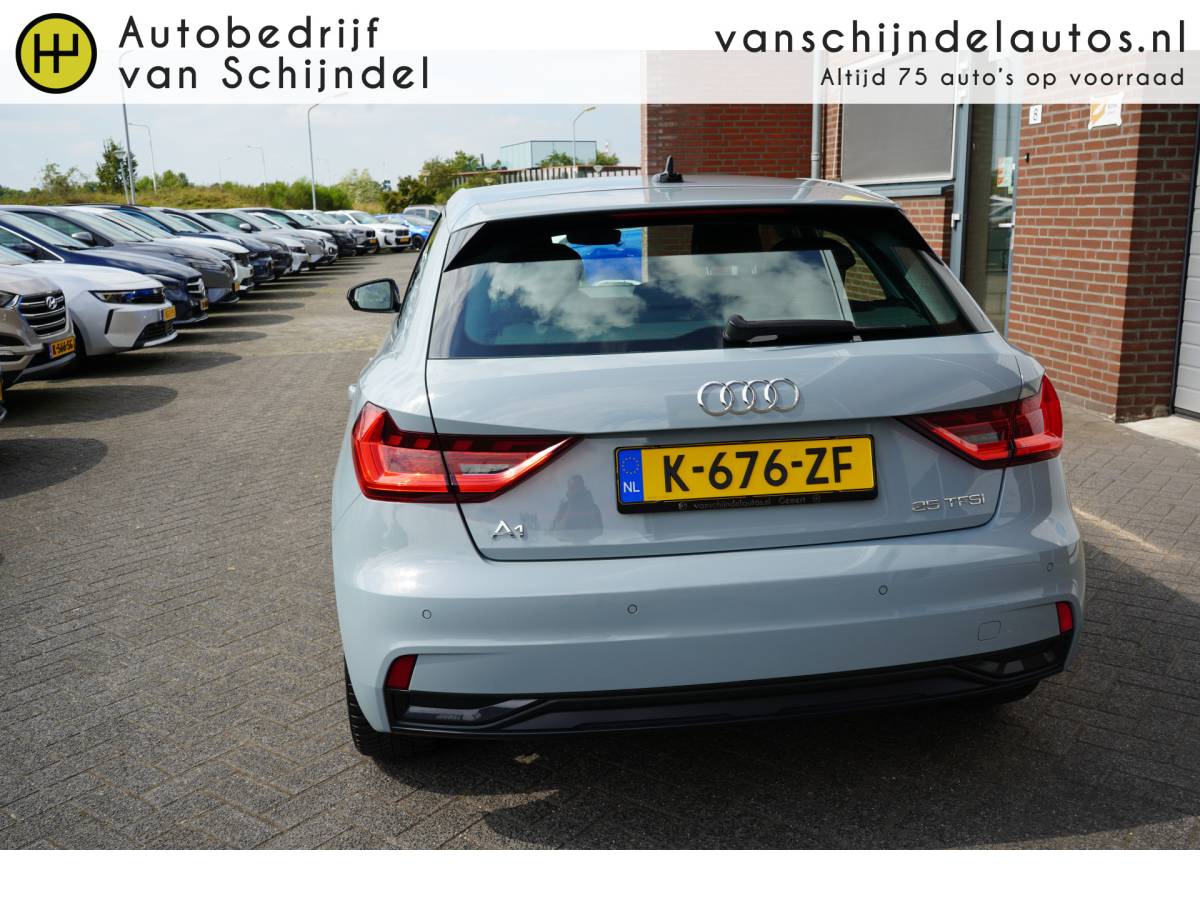 Audi A1 Sportback Audi A1 Sportback 25 TFSI EPIC ORIGINEEL NEDERLANDS ANDROID/APPLECARPLAY(NAVI) ECC AIRCO CRUISECONTROL RIJSTROOKSENSOR 17INCH BLUETOOTH PARKEERSENSOREN ENZ…