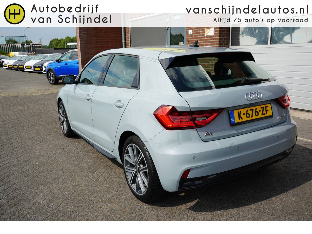 Audi A1 Sportback Audi A1 Sportback 25 TFSI EPIC ORIGINEEL NEDERLANDS ANDROID/APPLECARPLAY(NAVI) ECC AIRCO CRUISECONTROL RIJSTROOKSENSOR 17INCH BLUETOOTH PARKEERSENSOREN ENZ…