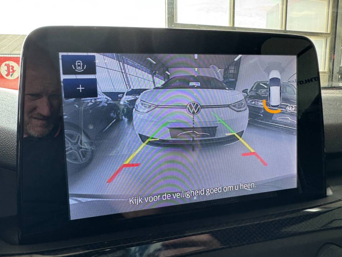 Ford Focus Ford Focus 1.0 EcoBoost Titanium Business **CARPLAY + KEYLESS + WINTER PACK + CAMERA****