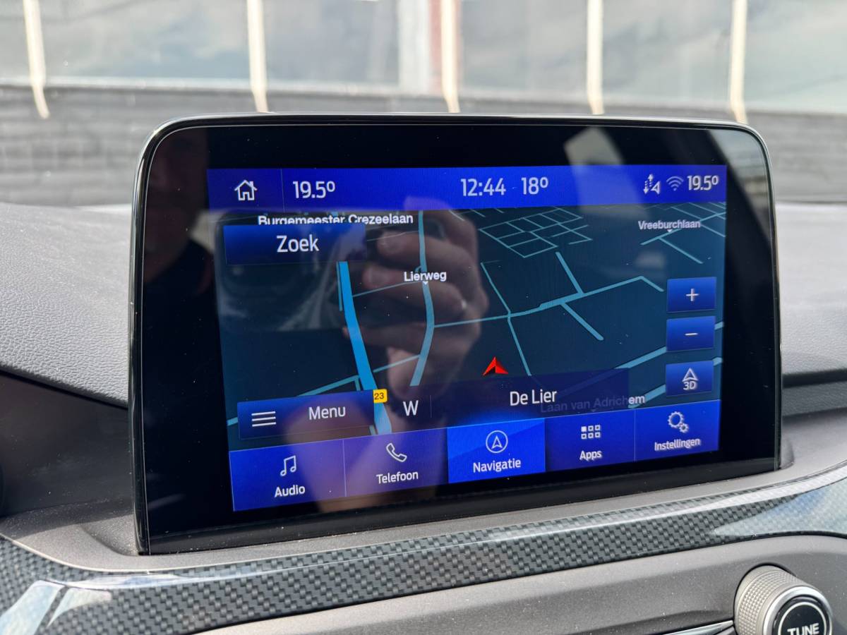 Ford Focus Ford Focus 1.0 EcoBoost Titanium Business **CARPLAY + KEYLESS + WINTER PACK + CAMERA****