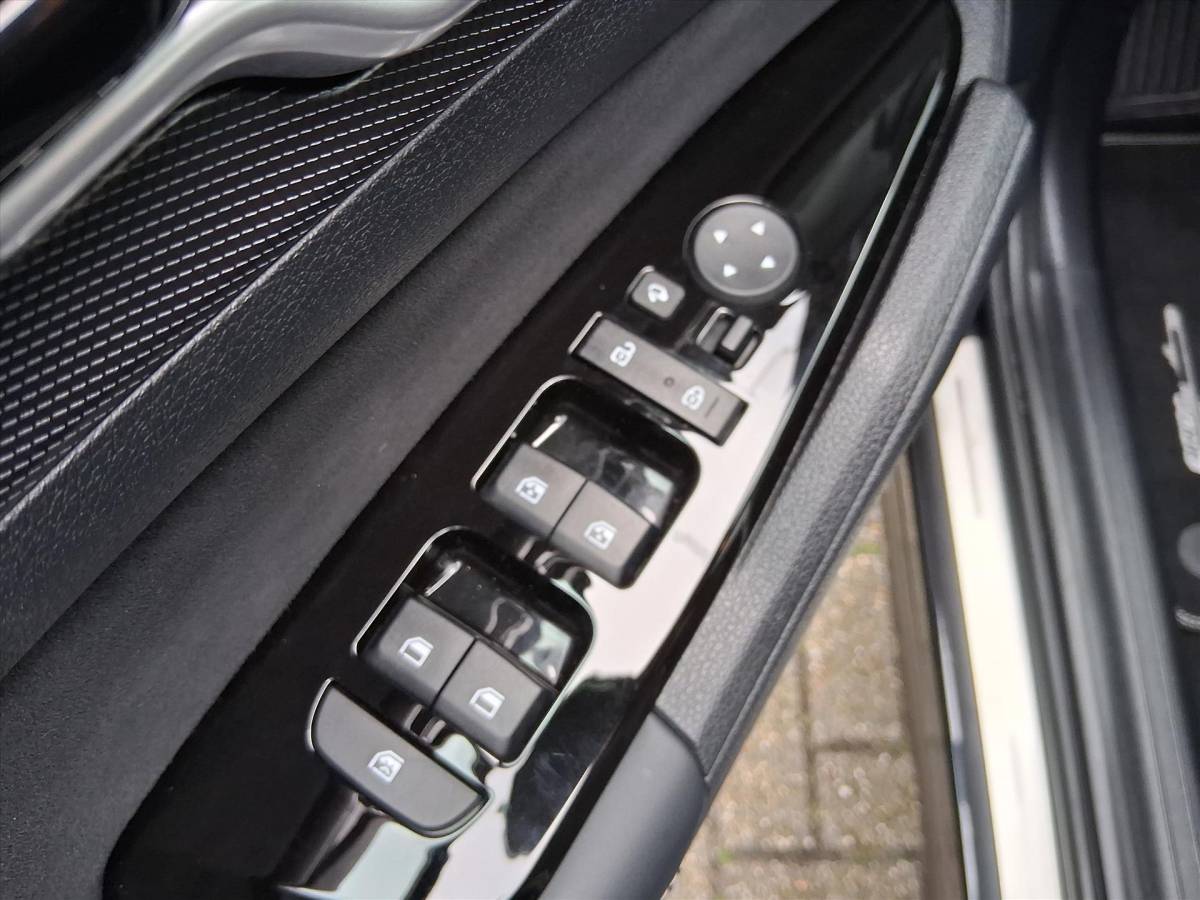 Kia Sportage KIA Sportage 1.6 T-GDi 230pk Hybrid GT-Line |Trekhaak |15dkm