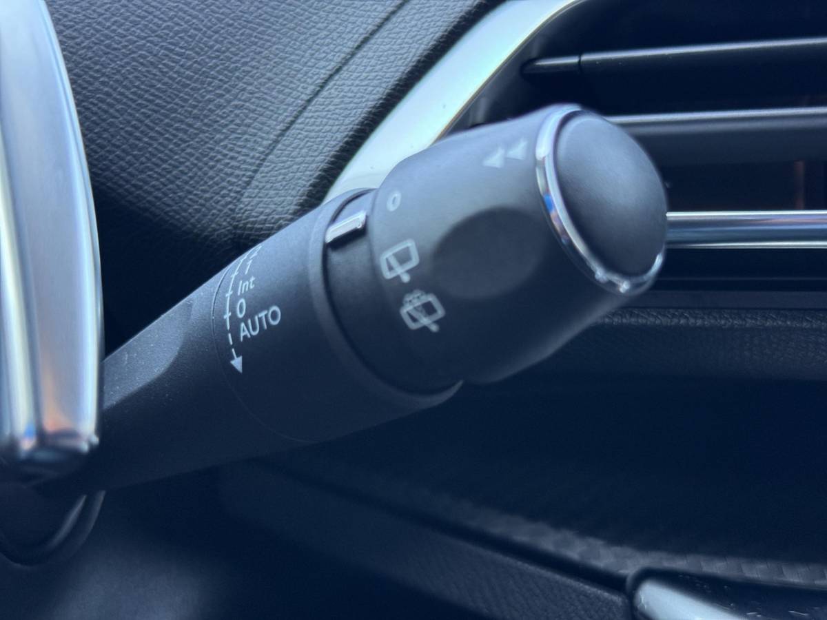 Peugeot 3008 Peugeot 3008 1.6 HYbrid 225 Allure /Apple & Android Carplay/BTW/Camera Achter/Cruise & Climate Control/Half-leder interieur/DAB+/FULL-LED/Stoelverwarming/18″LMV/(MET GARANTIE*)