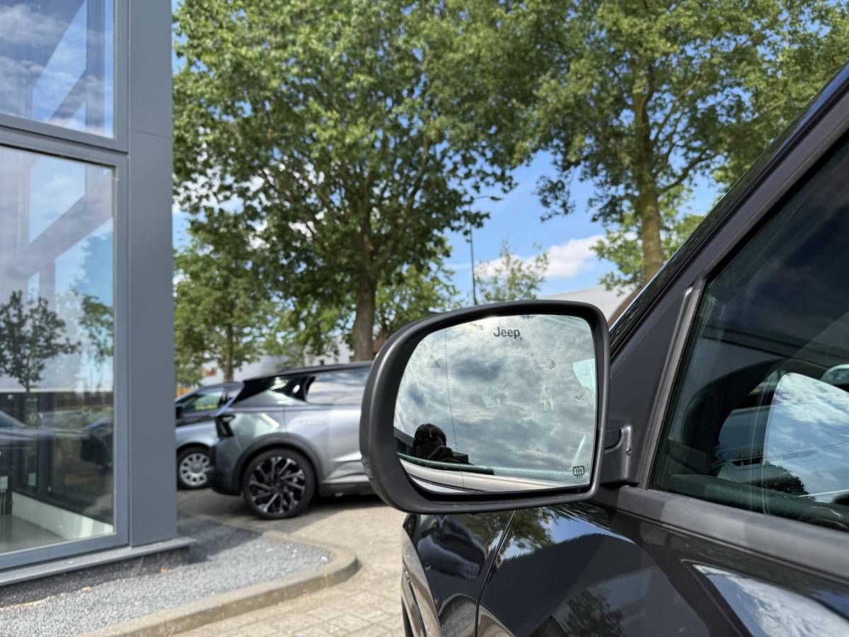 Jeep Compass Jeep Compass 4xe 240 Plug-in Hybrid Electric S 360 CAMERA| ELEKTRISCHE STOEL MET MEMORY| ALPINE AUDIO| STOEL + STUURVERWARMING| KEYLESS| DODE HOEK SENSOR| VOL OPTIES|