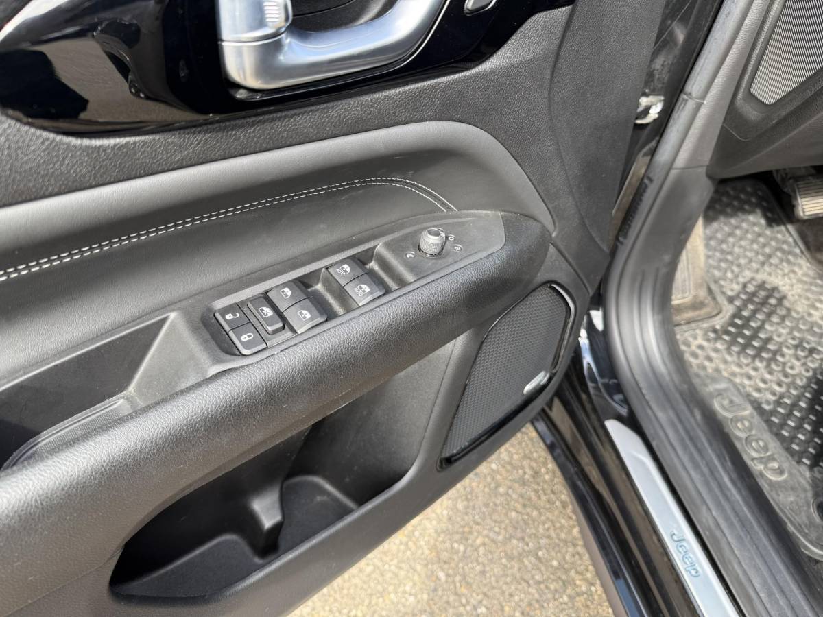 Jeep Compass Jeep Compass 4xe 240 Plug-in Hybrid Electric S 360 CAMERA| ELEKTRISCHE STOEL MET MEMORY| ALPINE AUDIO| STOEL + STUURVERWARMING| KEYLESS| DODE HOEK SENSOR| VOL OPTIES|