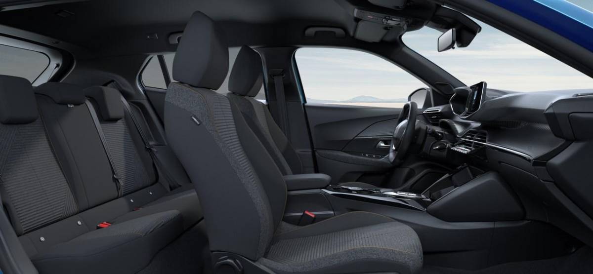 Peugeot e-2008 Peugeot e-2008 EV Business 54 kWh | NIEUWE VOORRAAD | 156PK | AUTOMAAT | 406KM WTLP | Camera Achter | Draadloos Appel Carplay & Android Auto |