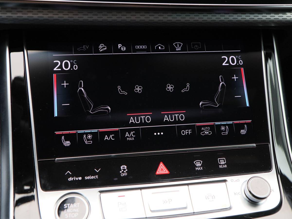 Audi Q7 Audi Q7 60 TFSi e 490 Pk quattro S-Line Competition | 22 Inch | Laser LED | Vierwielbesturing | Panoramadak | B&O Audio | Trekhaak | 7.629 Km!!