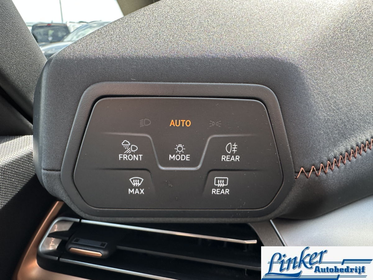 CUPRA Born CUPRA Born Copper Edition One 62 kWh – SoH 91% | PANO | CAMERA | SFEERVERLICHTING