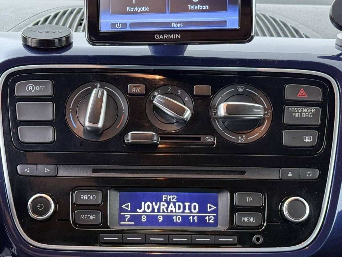 Volkswagen up! Volkswagen Up! 1.0 high up! BlueMotion – Navigatie – Airconditioning – Parkeersensoren A