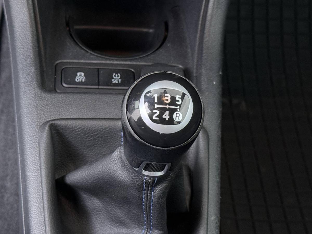 Volkswagen up! Volkswagen Up! 1.0 high up! BlueMotion – Navigatie – Airconditioning – Parkeersensoren A