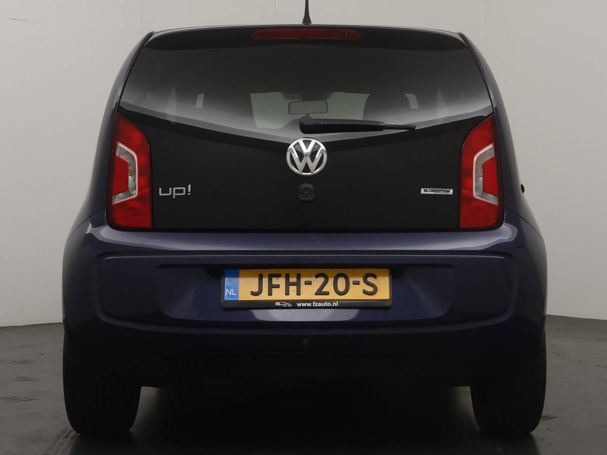 Volkswagen up! Volkswagen Up! 1.0 high up! BlueMotion – Navigatie – Airconditioning – Parkeersensoren A
