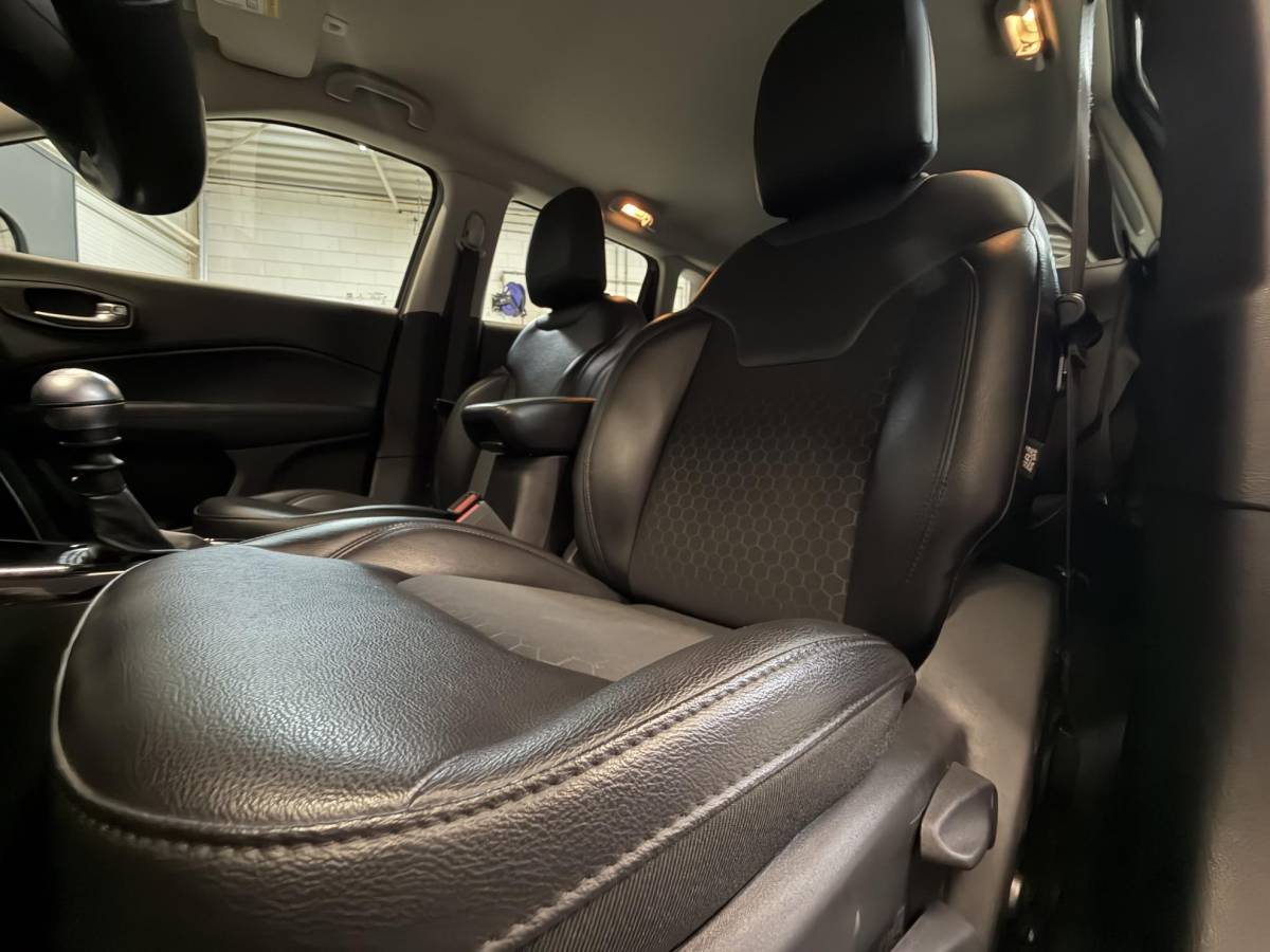 Jeep Compass Jeep Compass 1.4 Turbo 140pk MultiAir Night Eagle Carplay, Stoel/stuurverwarming, Camera