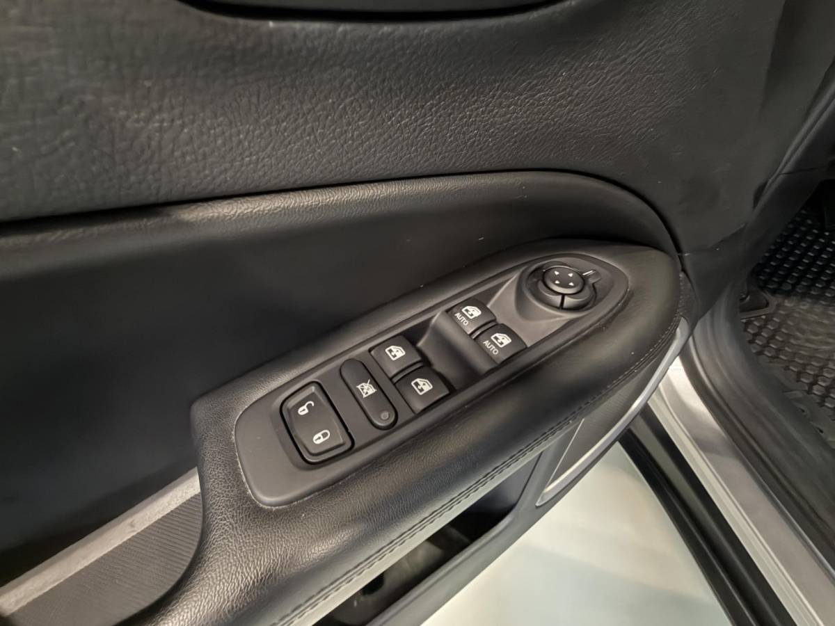 Jeep Compass Jeep Compass 1.4 Turbo 140pk MultiAir Night Eagle Carplay, Stoel/stuurverwarming, Camera