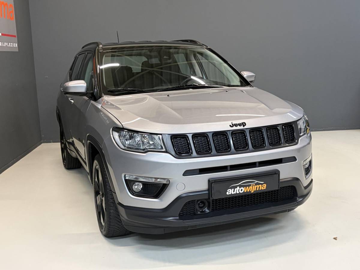 Jeep Compass Jeep Compass 1.4 Turbo 140pk MultiAir Night Eagle Carplay, Stoel/stuurverwarming, Camera