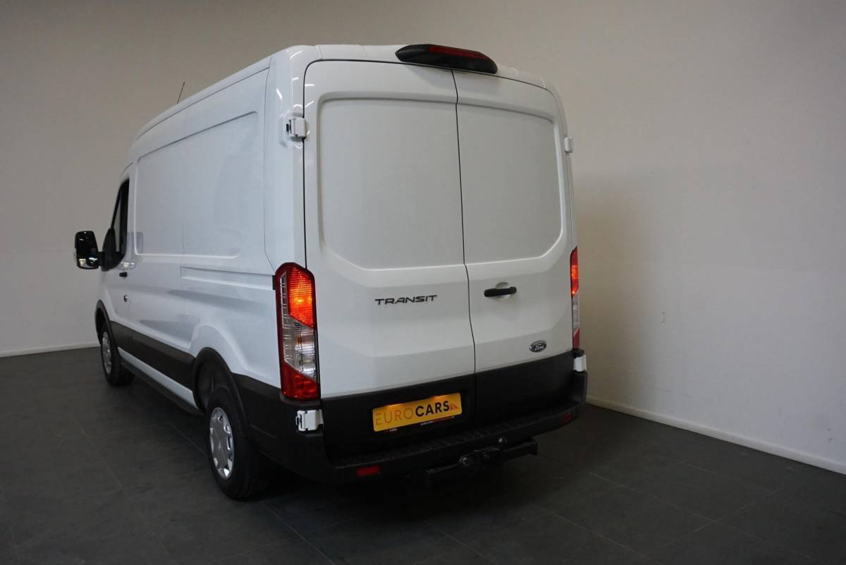 Ford Transit Ford Transit 105pk L2H2 Trend Airco Trekhaak Navigatie Cruise