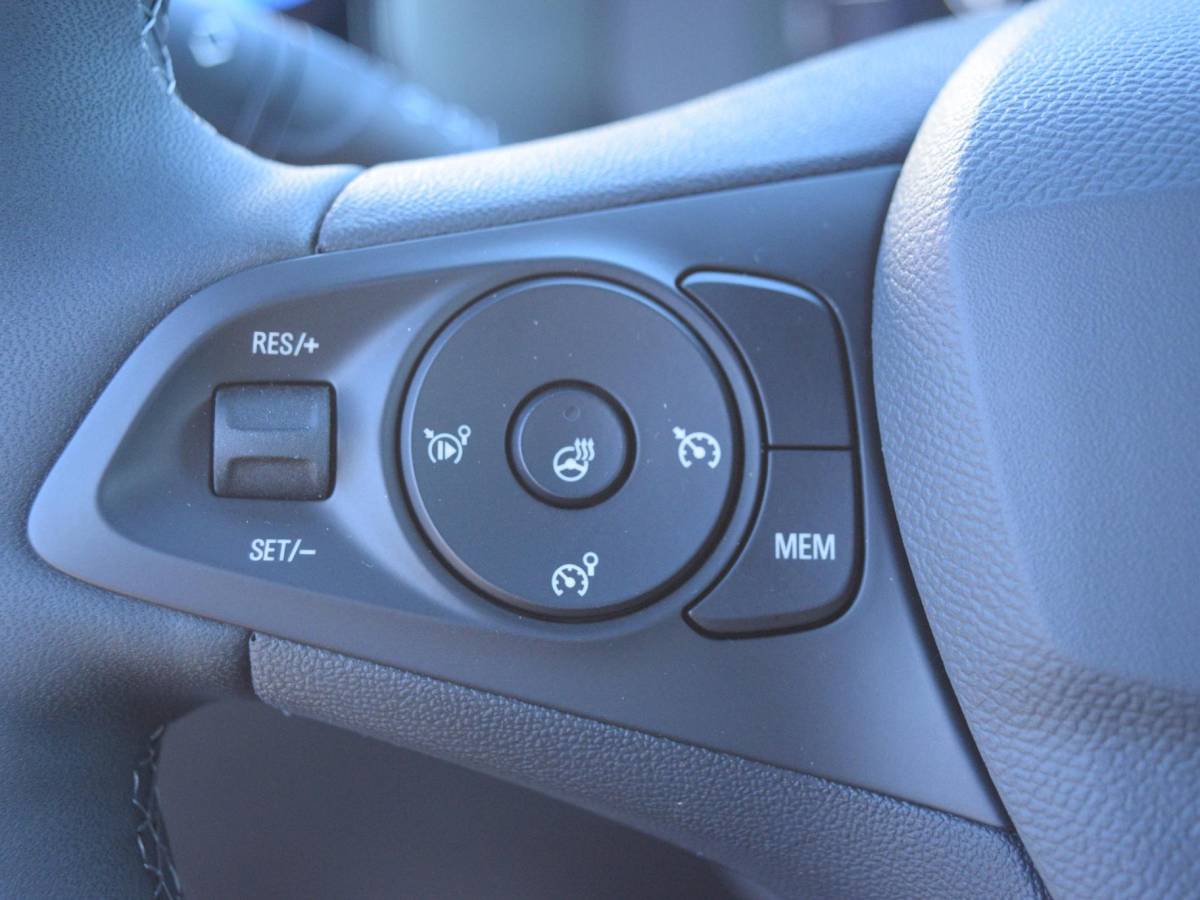 Opel Corsa Opel Corsa 1.2 Turbo Hybrid Yes 110 PK | CARPLAY | AIRCO | STOELVERWARMING | STUURVERWARMING | DEMO