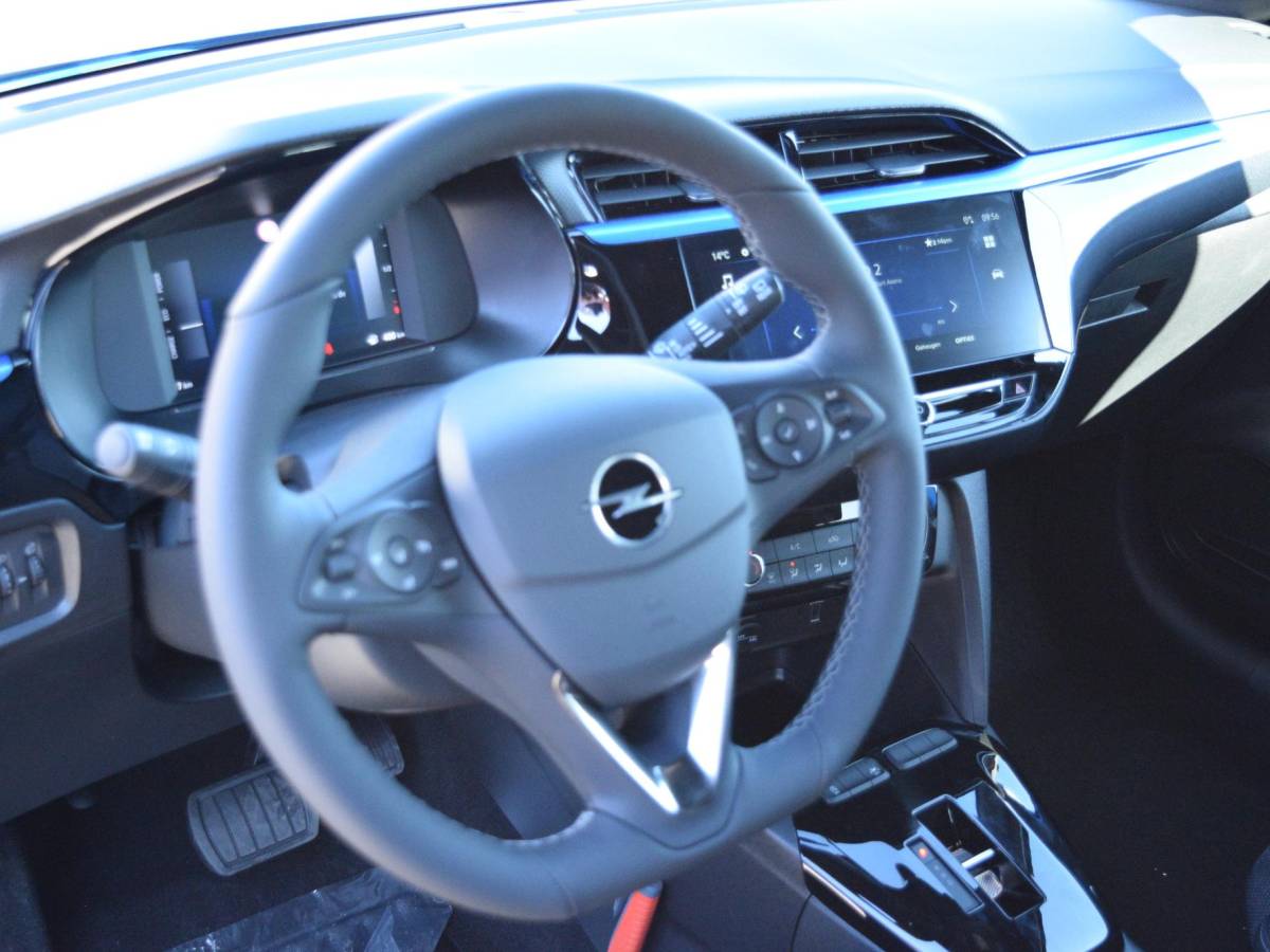 Opel Corsa Opel Corsa 1.2 Turbo Hybrid Yes 110 PK | CARPLAY | AIRCO | STOELVERWARMING | STUURVERWARMING | DEMO