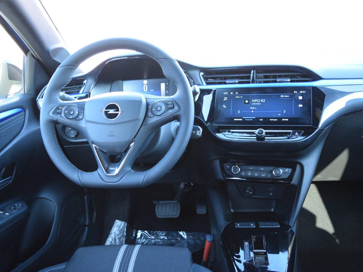 Opel Corsa Opel Corsa 1.2 Turbo Hybrid Yes 110 PK | CARPLAY | AIRCO | STOELVERWARMING | STUURVERWARMING | DEMO