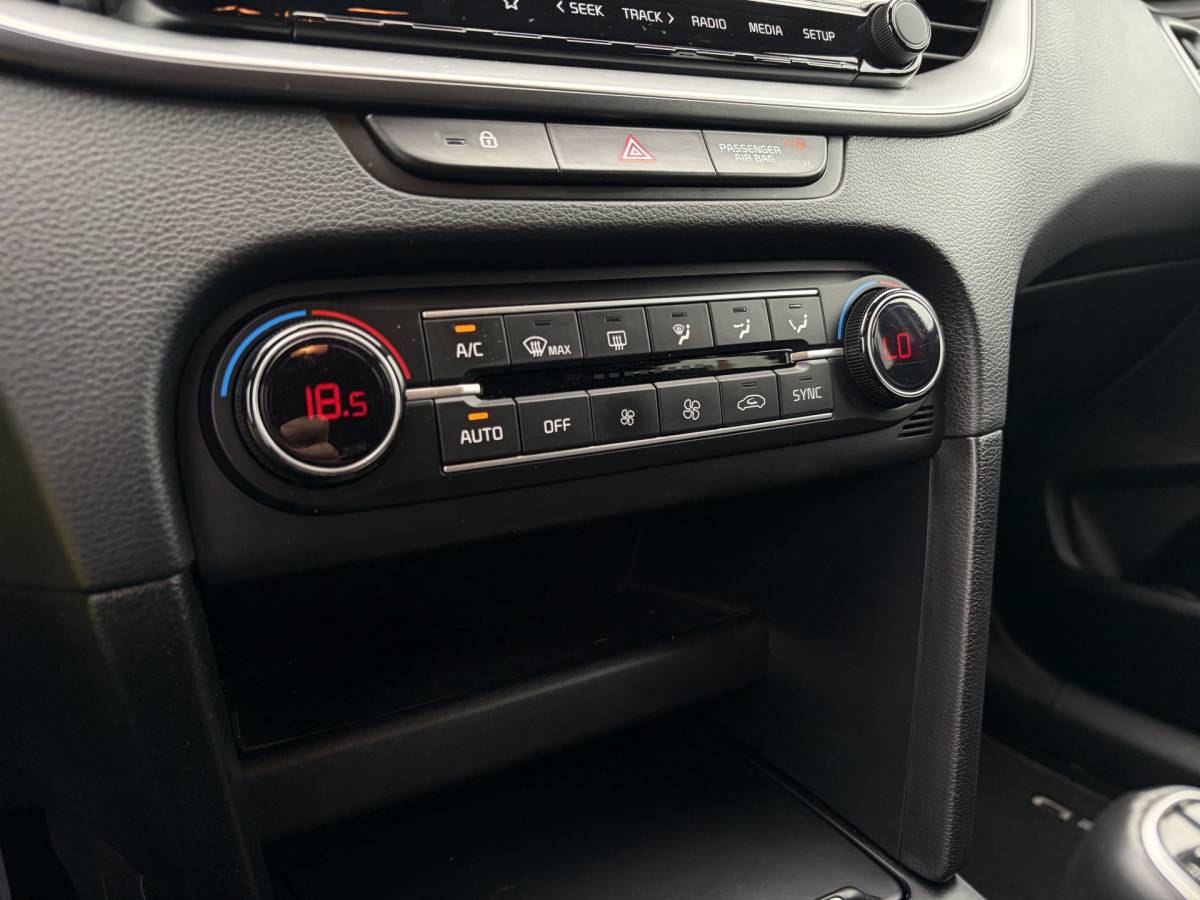 Kia Ceed Sportswagon Kia Ceed Sportswagon 1.0 T-GDi DynamicLine | Camera | Carplay | Navi | Rijklaar met beurt & garantie!