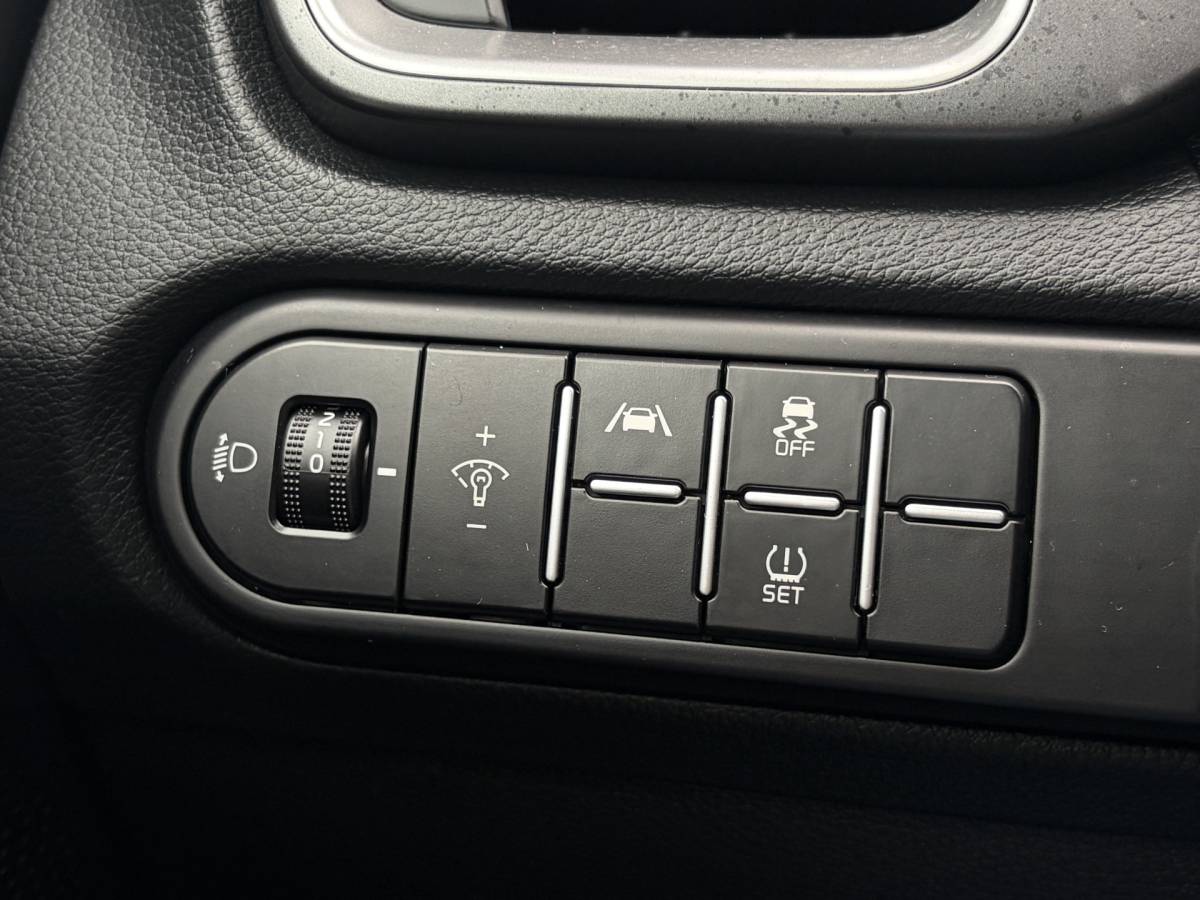 Kia Ceed Sportswagon Kia Ceed Sportswagon 1.0 T-GDi DynamicLine | Camera | Carplay | Navi | Rijklaar met beurt & garantie!