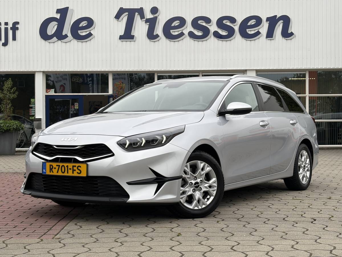 Kia Ceed Sportswagon Kia Ceed Sportswagon 1.0 T-GDi DynamicLine | Camera | Carplay | Navi | Rijklaar met beurt & garantie!