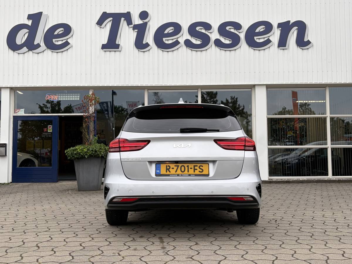 Kia Ceed Sportswagon Kia Ceed Sportswagon 1.0 T-GDi DynamicLine | Camera | Carplay | Navi | Rijklaar met beurt & garantie!
