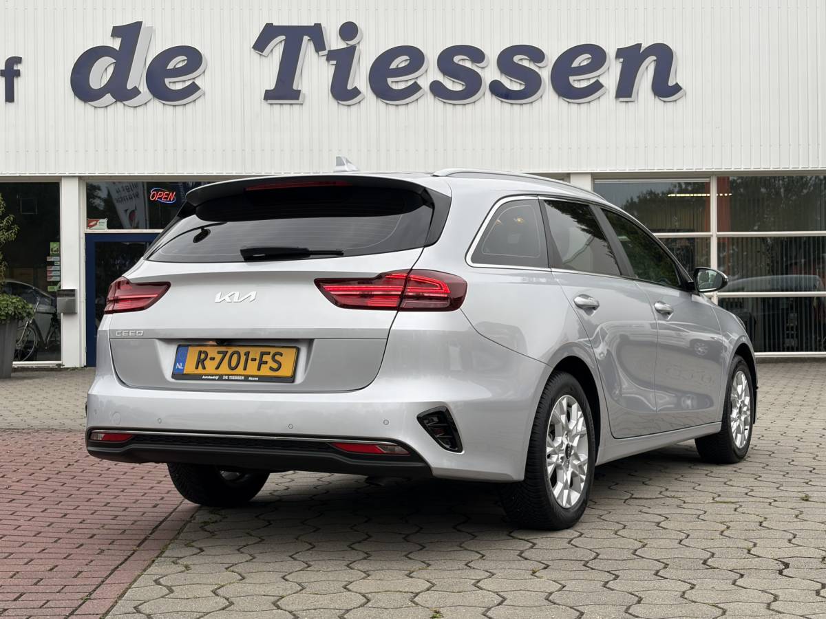 Kia Ceed Sportswagon Kia Ceed Sportswagon 1.0 T-GDi DynamicLine | Camera | Carplay | Navi | Rijklaar met beurt & garantie!