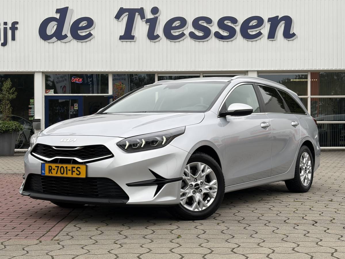 Kia Ceed Sportswagon Kia Ceed Sportswagon 1.0 T-GDi DynamicLine | Camera | Carplay | Navi | Rijklaar met beurt & garantie!