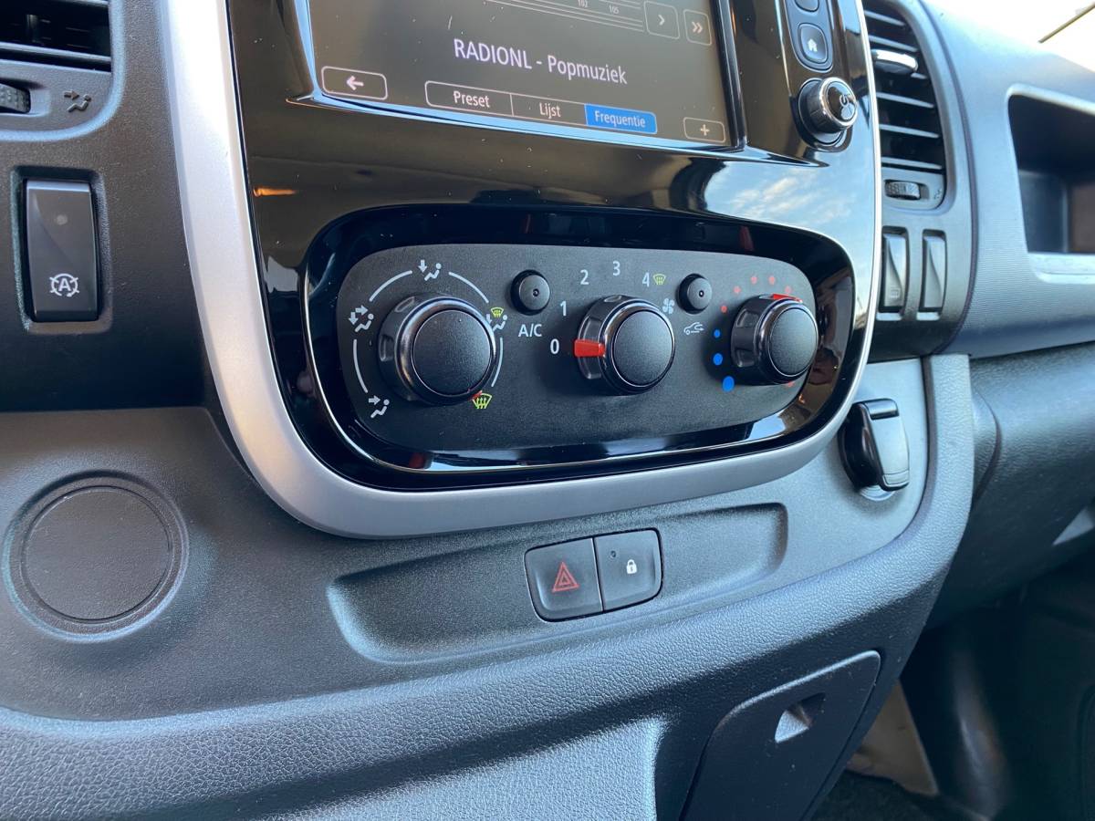 Opel Vivaro Opel Vivaro 1.6 CDTI L2H1 BI TURBO DUBBELE CABINE CRUISE CAMERA LED PDC TREKHAAK AIRCO