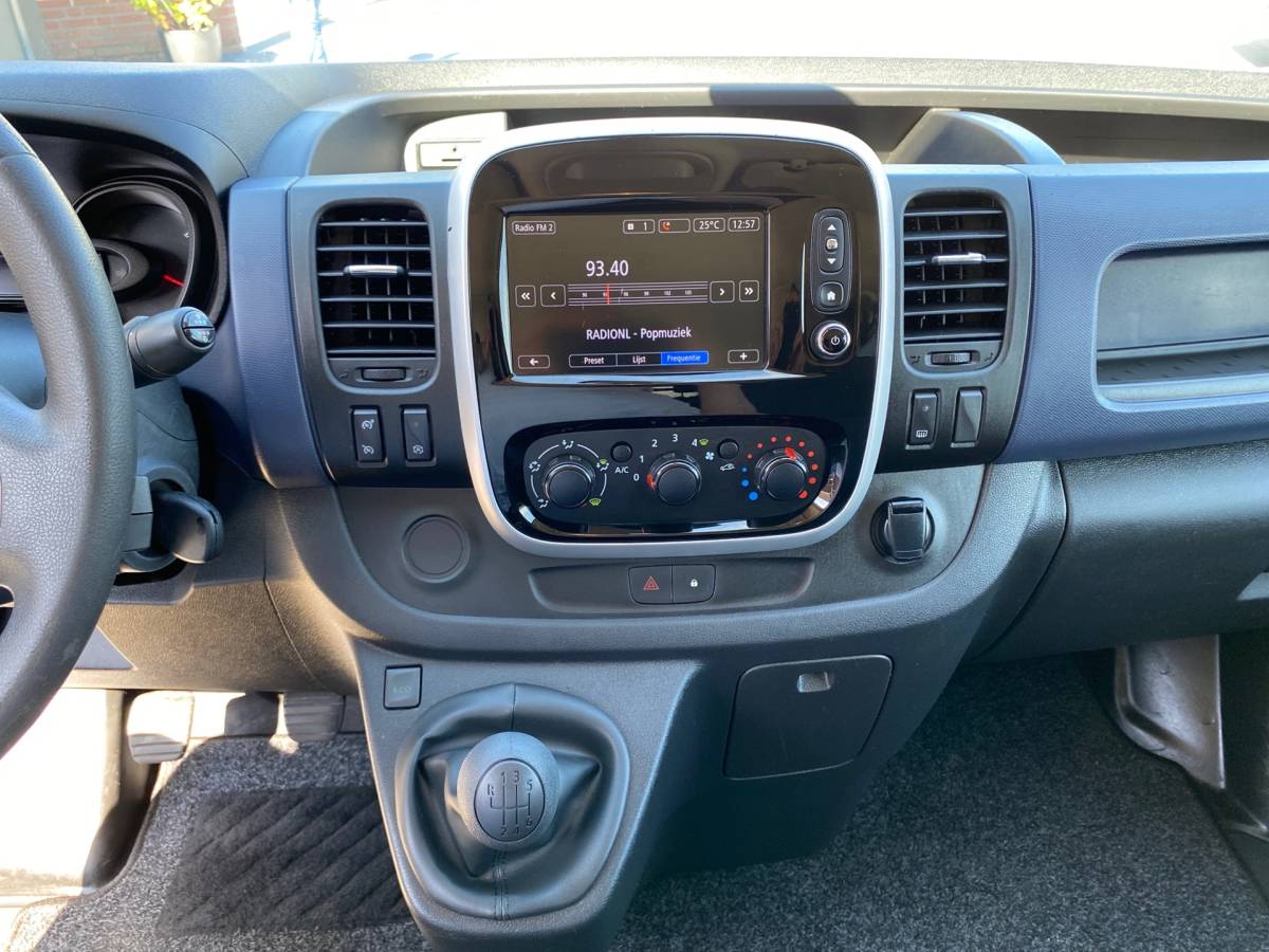 Opel Vivaro Opel Vivaro 1.6 CDTI L2H1 BI TURBO DUBBELE CABINE CRUISE CAMERA LED PDC TREKHAAK AIRCO