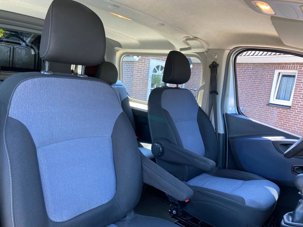 Opel Vivaro Opel Vivaro 1.6 CDTI L2H1 BI TURBO DUBBELE CABINE CRUISE CAMERA LED PDC TREKHAAK AIRCO
