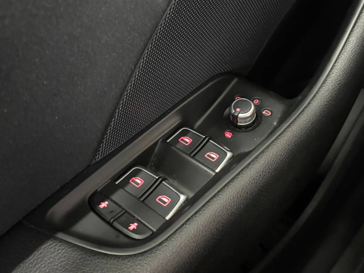 Audi A3 Audi A3 Sportback 1.4 TFSI Ambiente Pro Line g-tron – Cruise – Stoelverwarming –