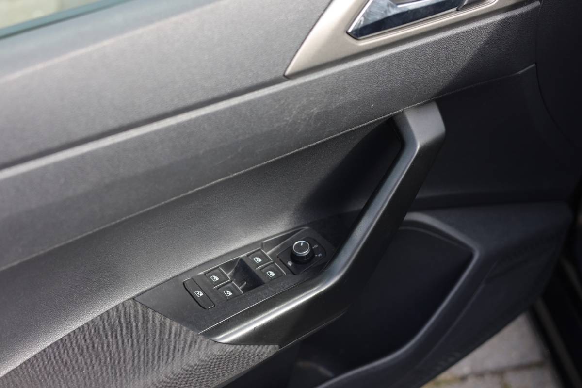 Volkswagen Polo Volkswagen Polo 1.0 TSI COMFORTLINE | AIRCO | ACC | CARPLAY | 1e EIG!