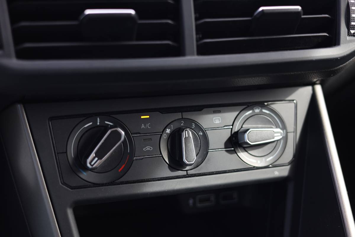Volkswagen Polo Volkswagen Polo 1.0 TSI COMFORTLINE | AIRCO | ACC | CARPLAY | 1e EIG!