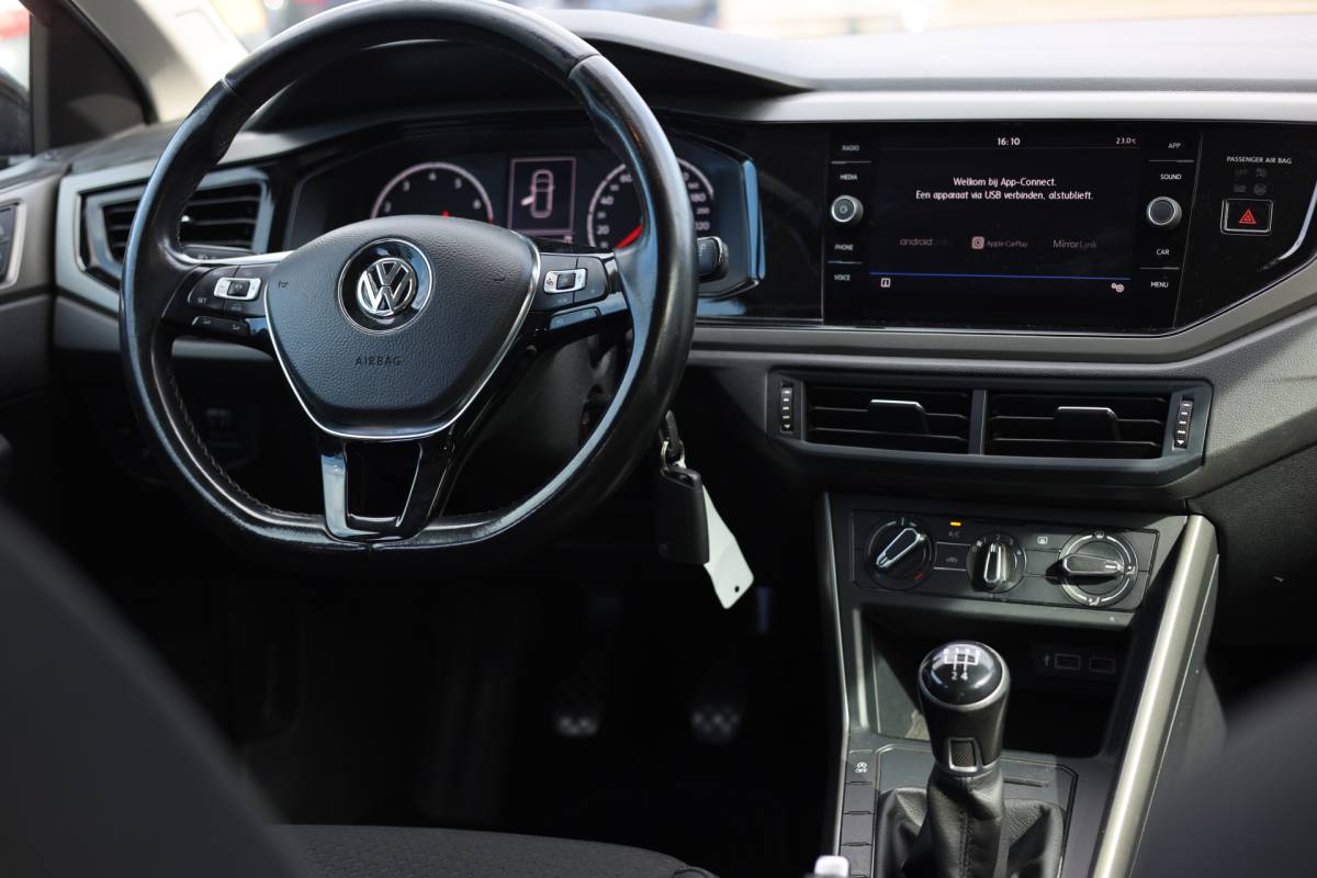 Volkswagen Polo Volkswagen Polo 1.0 TSI COMFORTLINE | AIRCO | ACC | CARPLAY | 1e EIG!