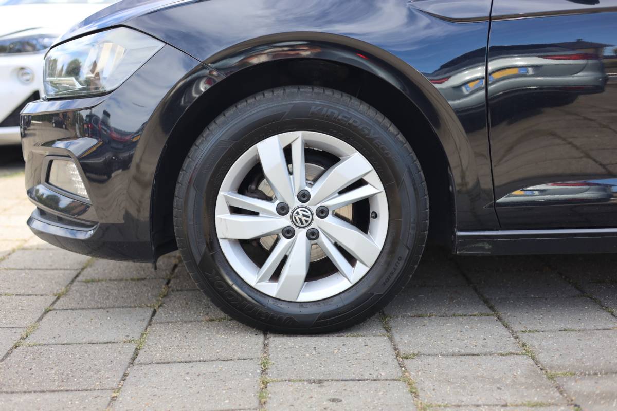 Volkswagen Polo Volkswagen Polo 1.0 TSI COMFORTLINE | AIRCO | ACC | CARPLAY | 1e EIG!