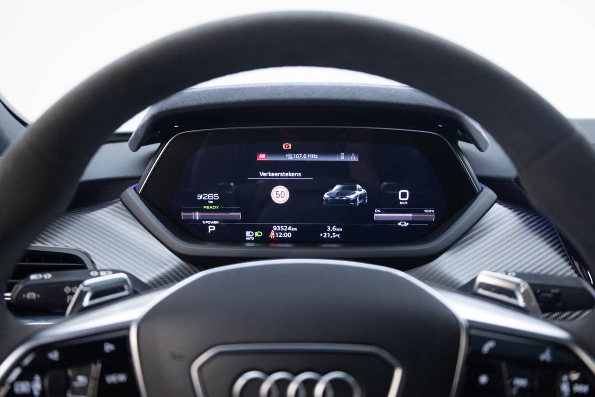 Audi e-tron GT Audi e-tron GT GT edition ZERO 93 kWh | Panoramadak | Sonomagroen | 21 inch |