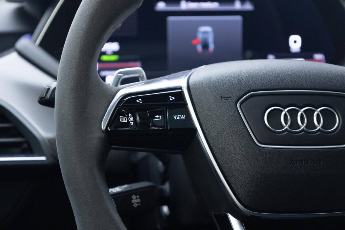 Audi e-tron GT Audi e-tron GT GT edition ZERO 93 kWh | Panoramadak | Sonomagroen | 21 inch |
