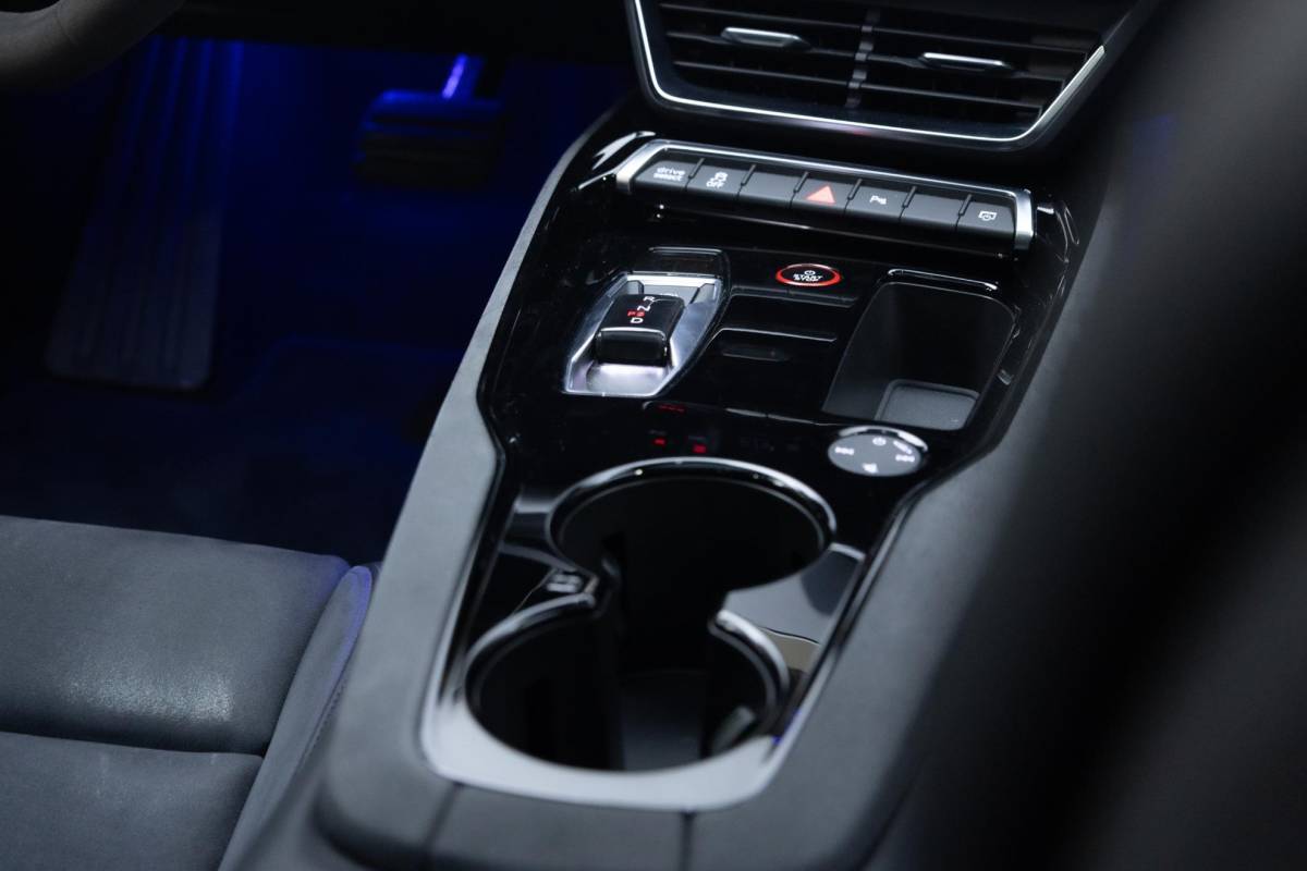 Audi e-tron GT Audi e-tron GT GT edition ZERO 93 kWh | Panoramadak | Sonomagroen | 21 inch |
