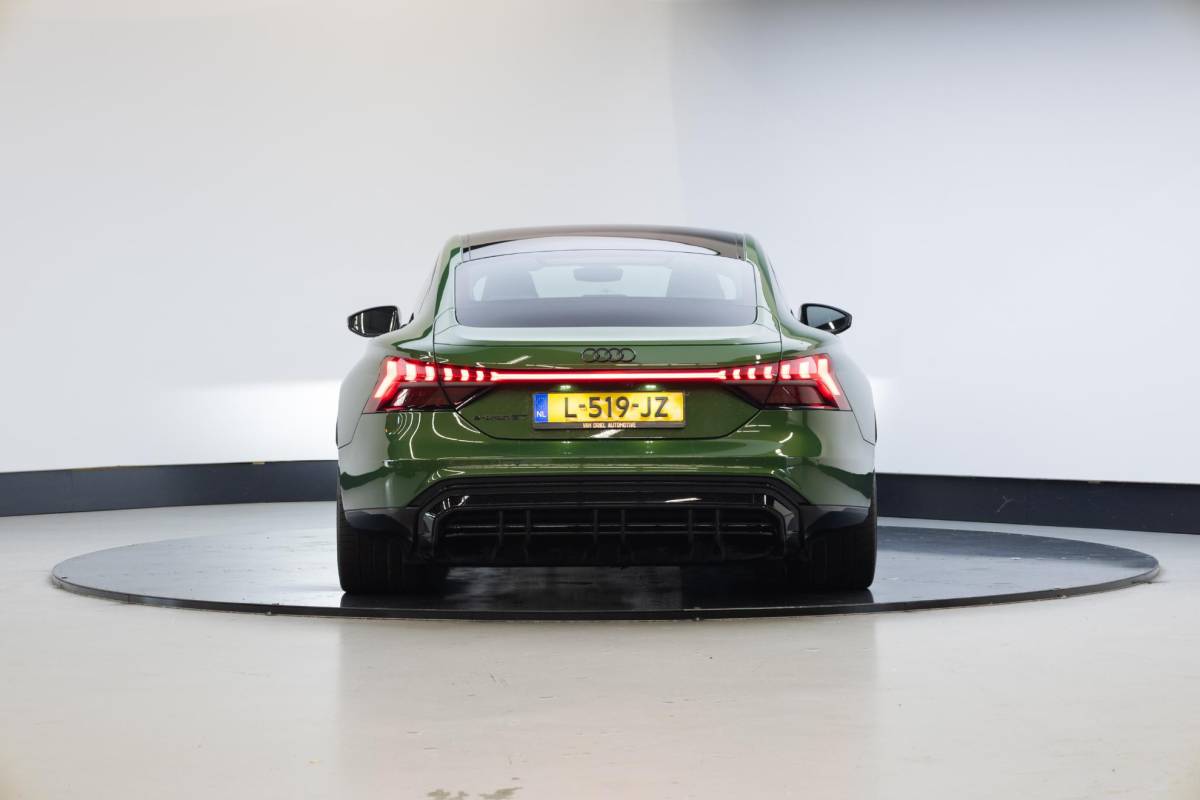 Audi e-tron GT Audi e-tron GT GT edition ZERO 93 kWh | Panoramadak | Sonomagroen | 21 inch |