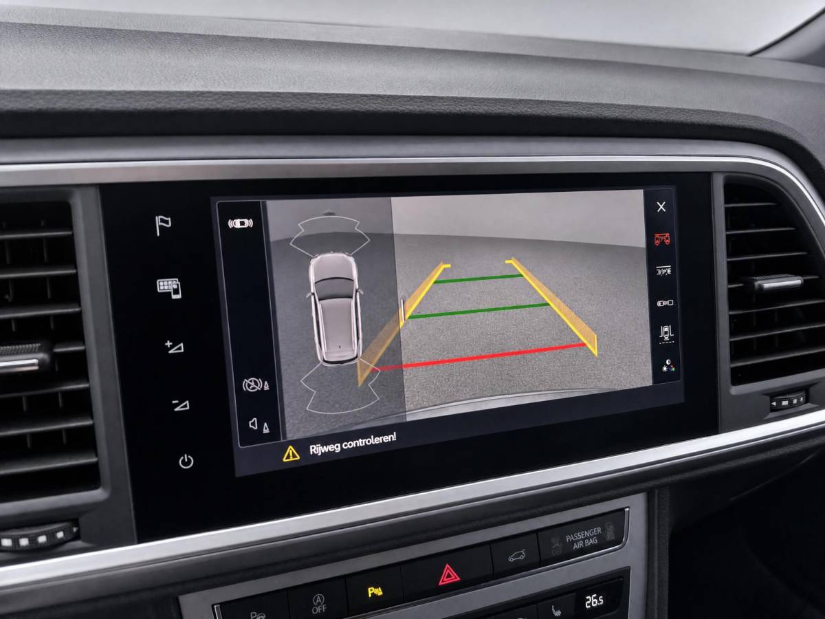 SEAT Ateca SEAT Ateca FR Business Intense 1.5 TSI 110 kW / 150 PK SUV 7 versn. DSG |  Safe and driving package XL | 5000,- Euro herwaardering!!