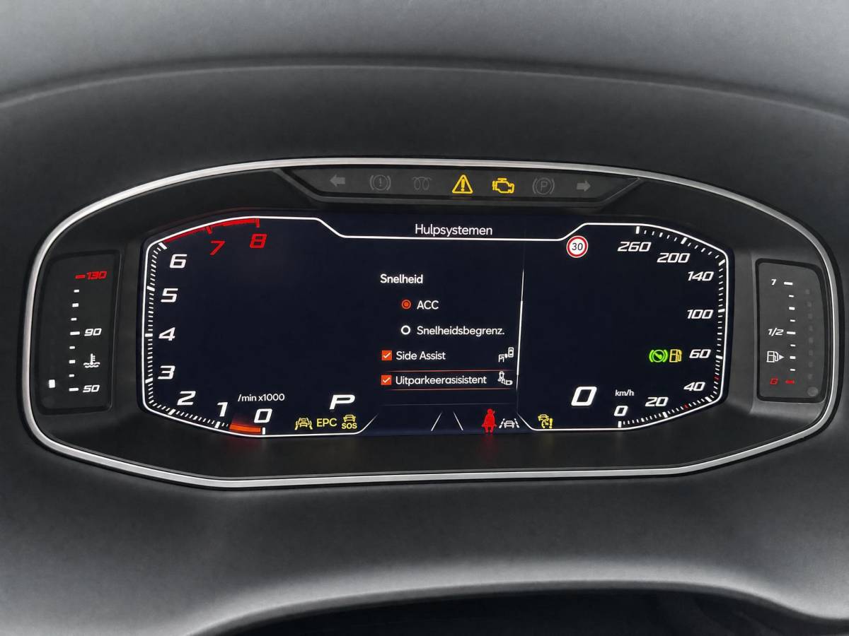 SEAT Ateca SEAT Ateca FR Business Intense 1.5 TSI 110 kW / 150 PK SUV 7 versn. DSG |  Safe and driving package XL | 5000,- Euro herwaardering!!