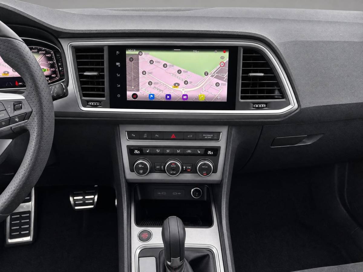 SEAT Ateca SEAT Ateca FR Business Intense 1.5 TSI 110 kW / 150 PK SUV 7 versn. DSG |  Safe and driving package XL | 5000,- Euro herwaardering!!