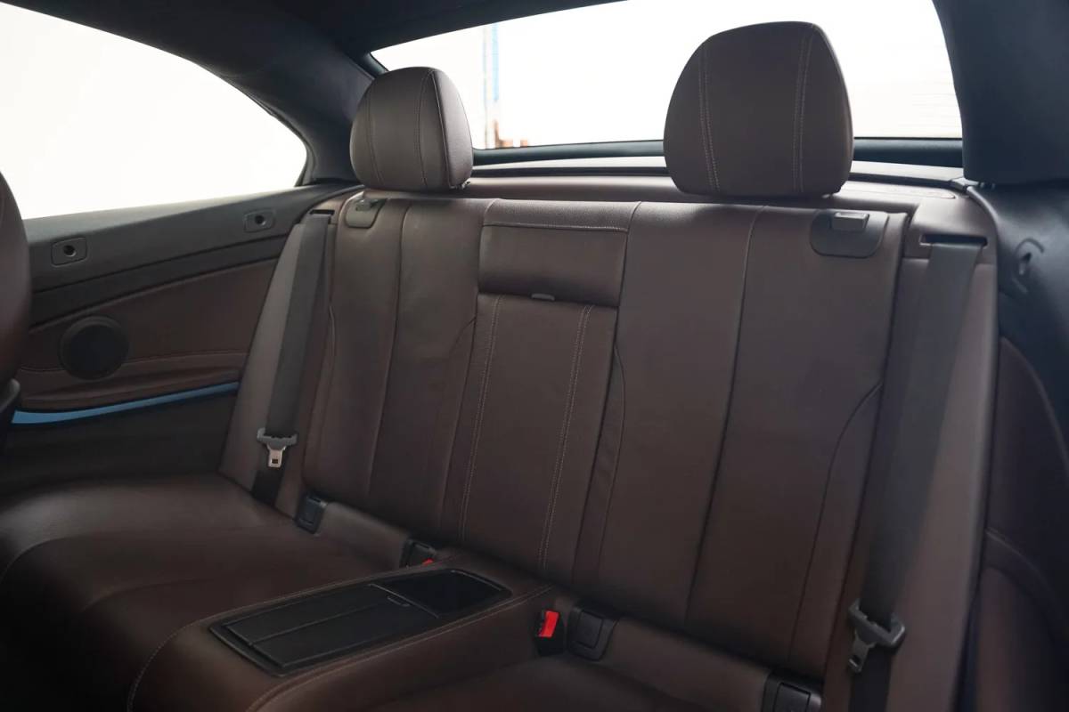 BMW 4 Serie BMW 4-serie CABRIO 420i M Sport High Executive Aut. [ Elektrisch verstelbare stoelen Head-up Keyless Memory seats ]