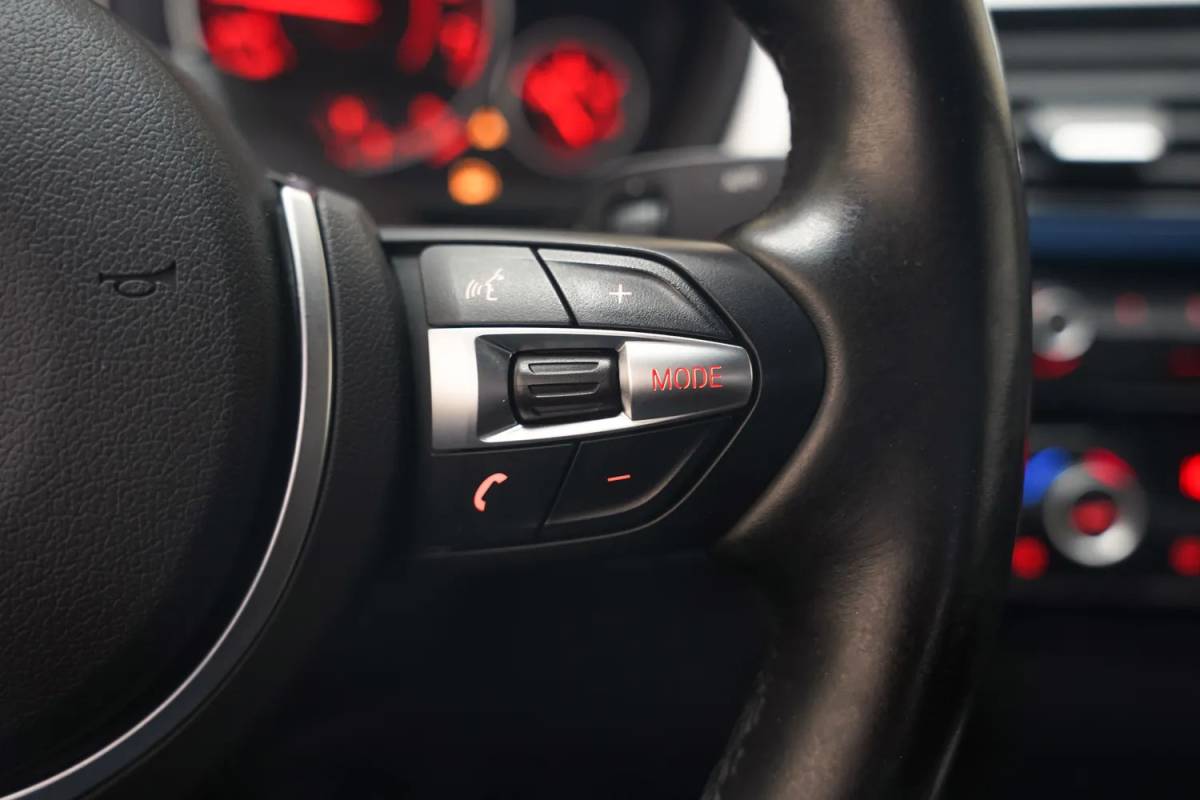 BMW 4 Serie BMW 4-serie CABRIO 420i M Sport High Executive Aut. [ Elektrisch verstelbare stoelen Head-up Keyless Memory seats ]